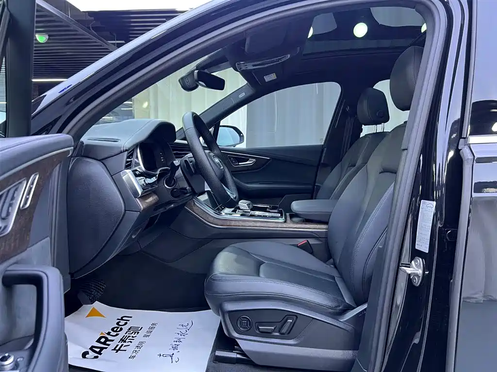 Audi Q7 2022 55 TFSI quattro S line Sport Coupe