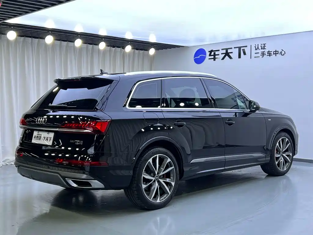 Audi Q7 2022 55 TFSI quattro S line Sport Coupe