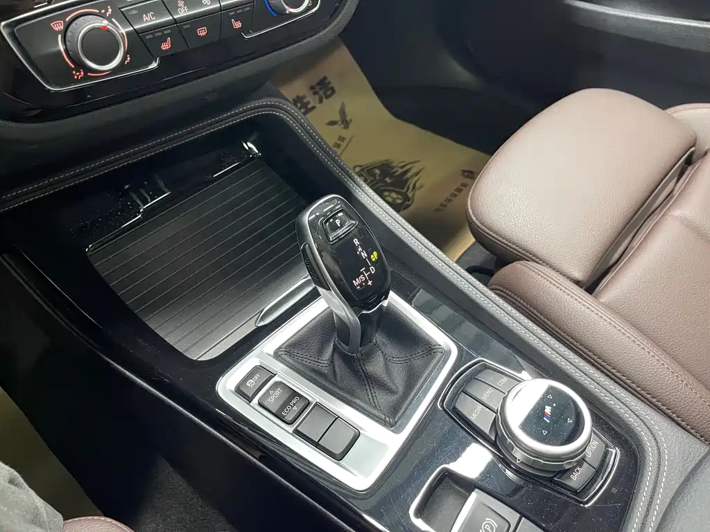 BMW 1 Series 2020 125i Leading Edition M Sport Package