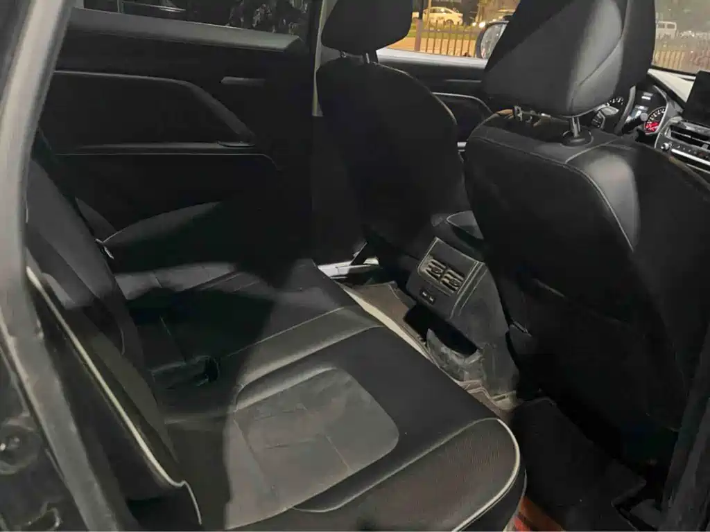 Haval H6 2023 Model Chinese Traditional Style Edition 1.5T Automatic Urban Version