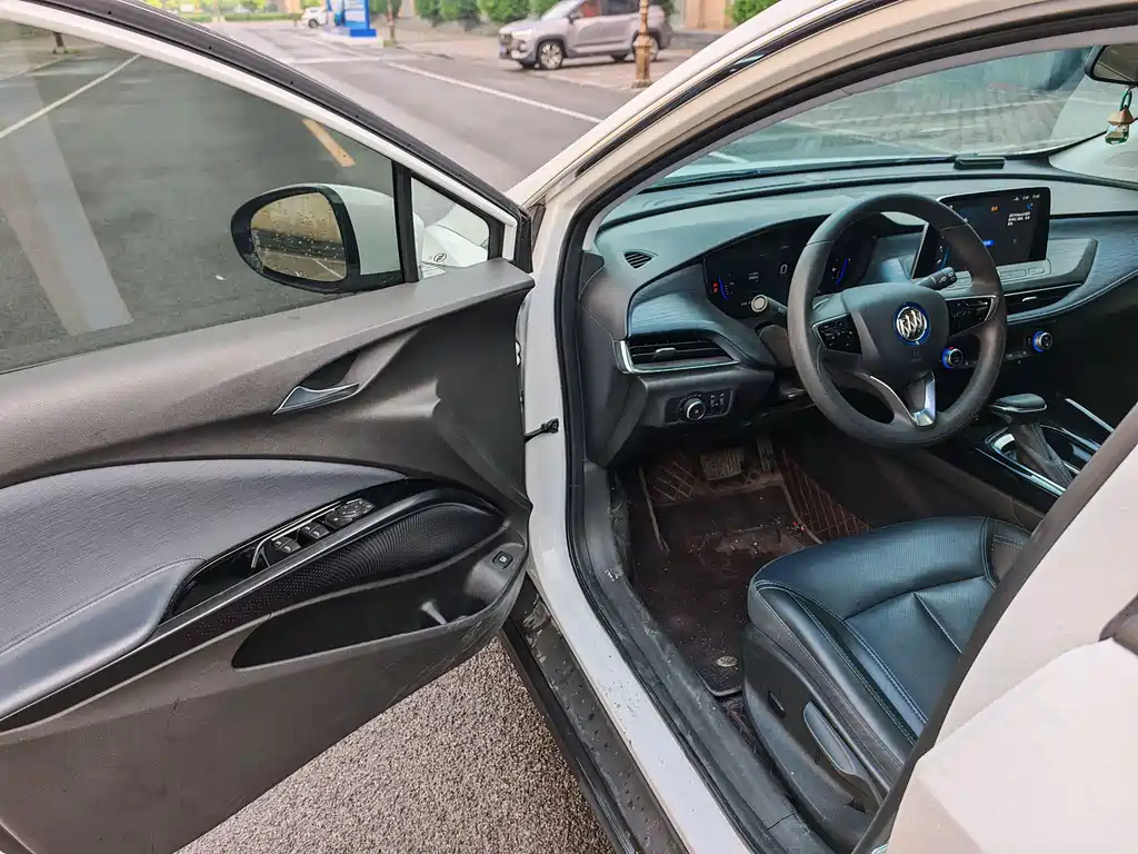 Volkswagen ID.6 2022 Plug-in Hybrid Connected Sharing Edition