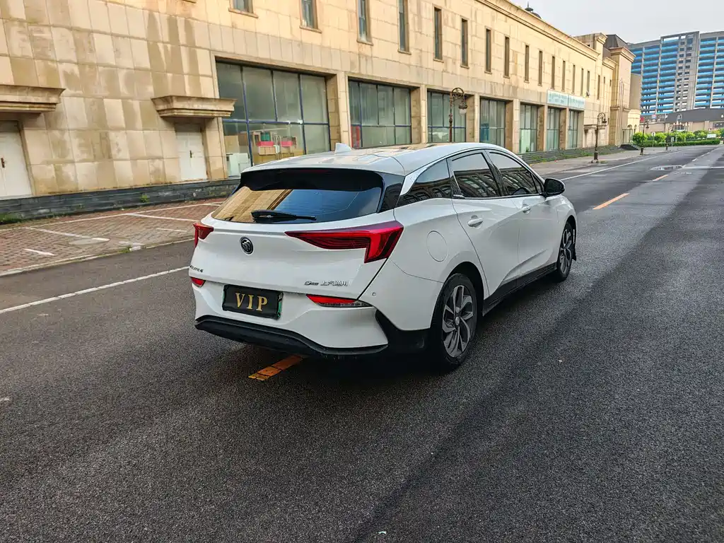 Volkswagen ID.6 2022 Plug-in Hybrid Connected Sharing Edition
