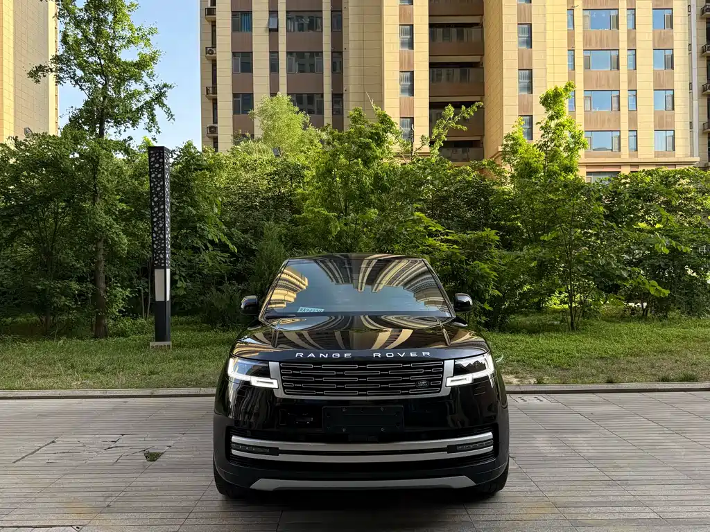 Range Rover 2024 3.0 L6 400PS Creation Extended Edition