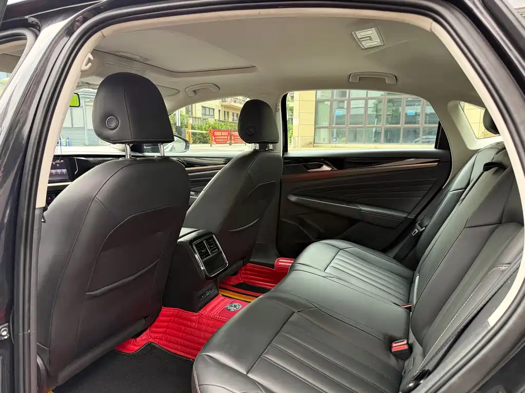Passat 2021 280TSI Business Edition