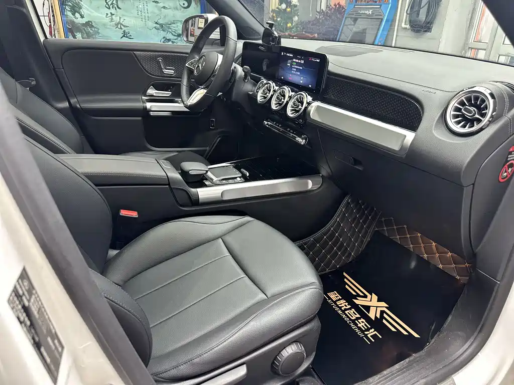 Mercedes-Benz GLB 2024 Facelift 220 Dynamic Edition