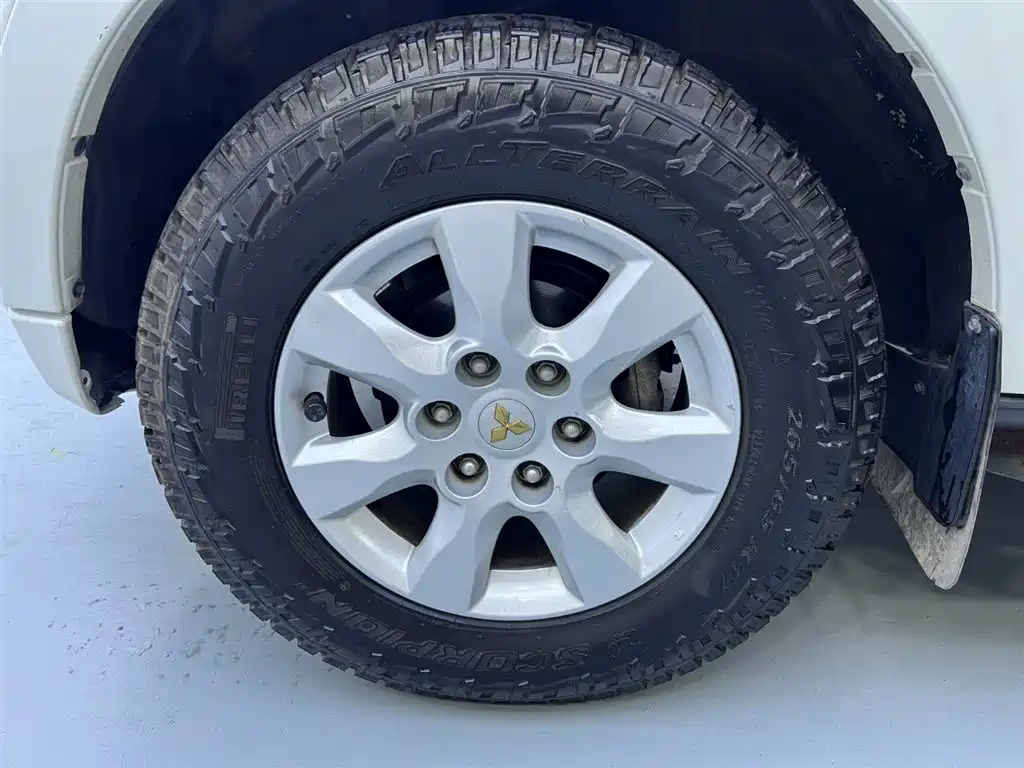 Pajero Import 2015 3.0L Automatic Elite Super Version National V