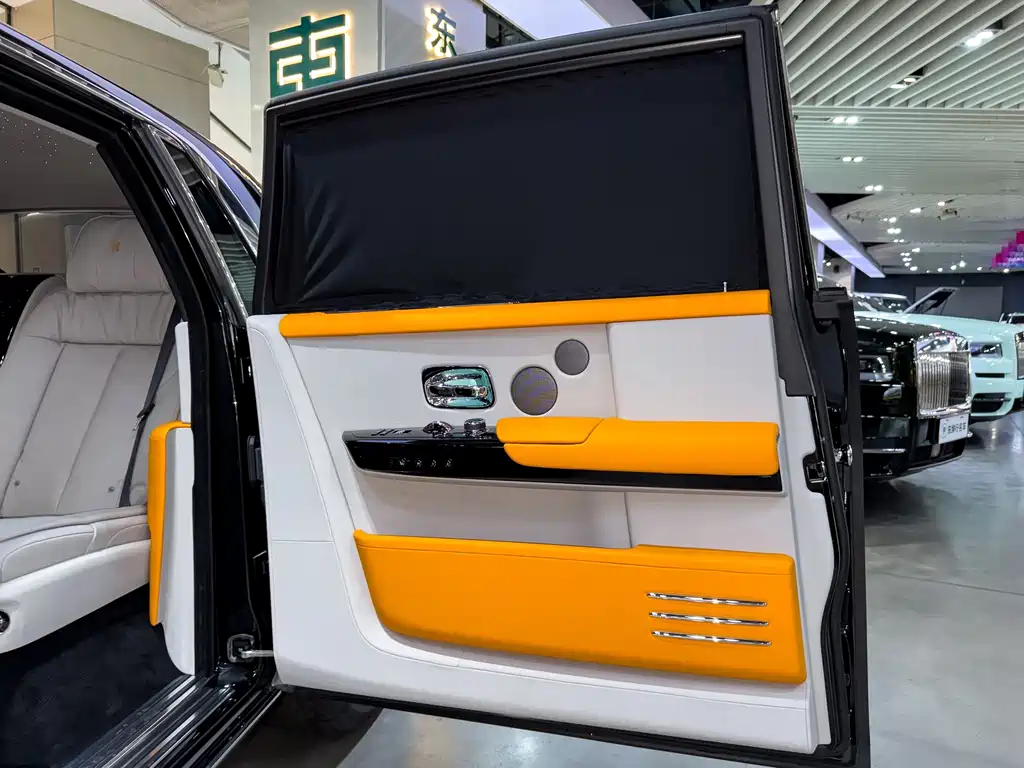 Phantom 2018 6.7T Long Wheelbase Edition
