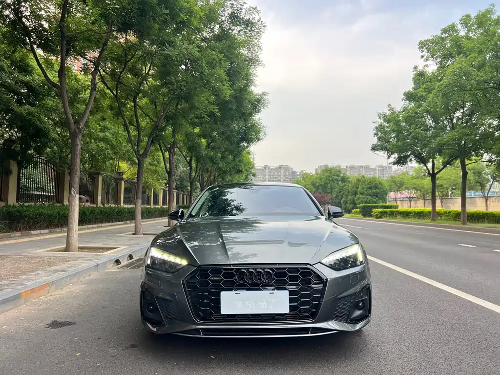 Audi A5 Import 2024 Sportback 40 TFSI quattro Luxury Dynamic Edition