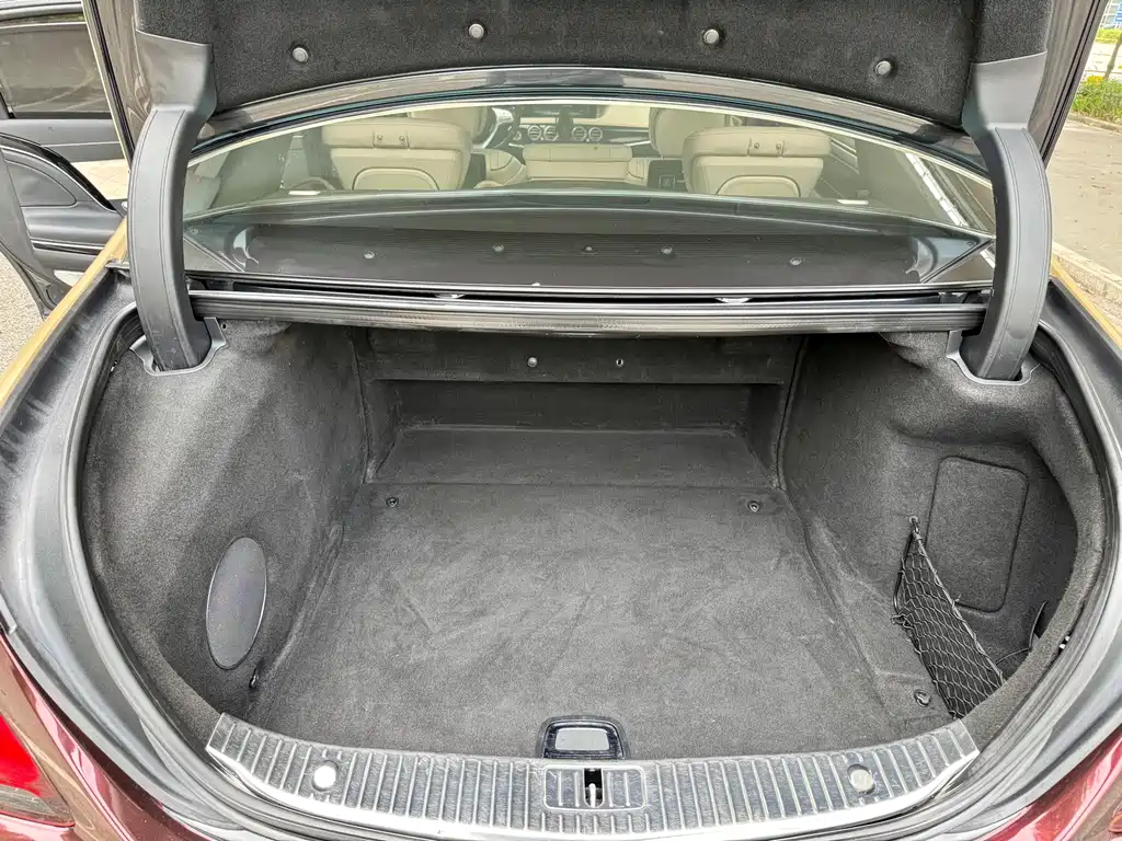 Maybach S-Class 2018 S 560 4MATIC