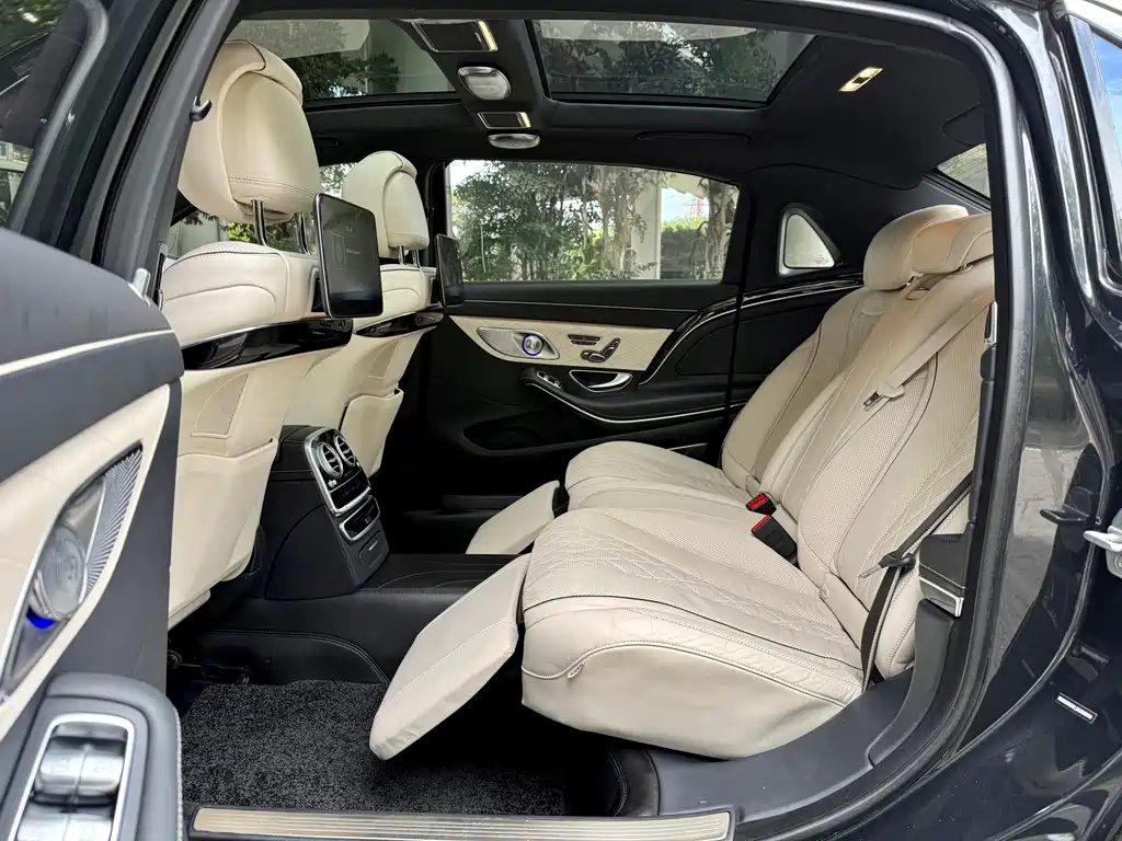 Maybach S-Class 2018 S 560 4MATIC