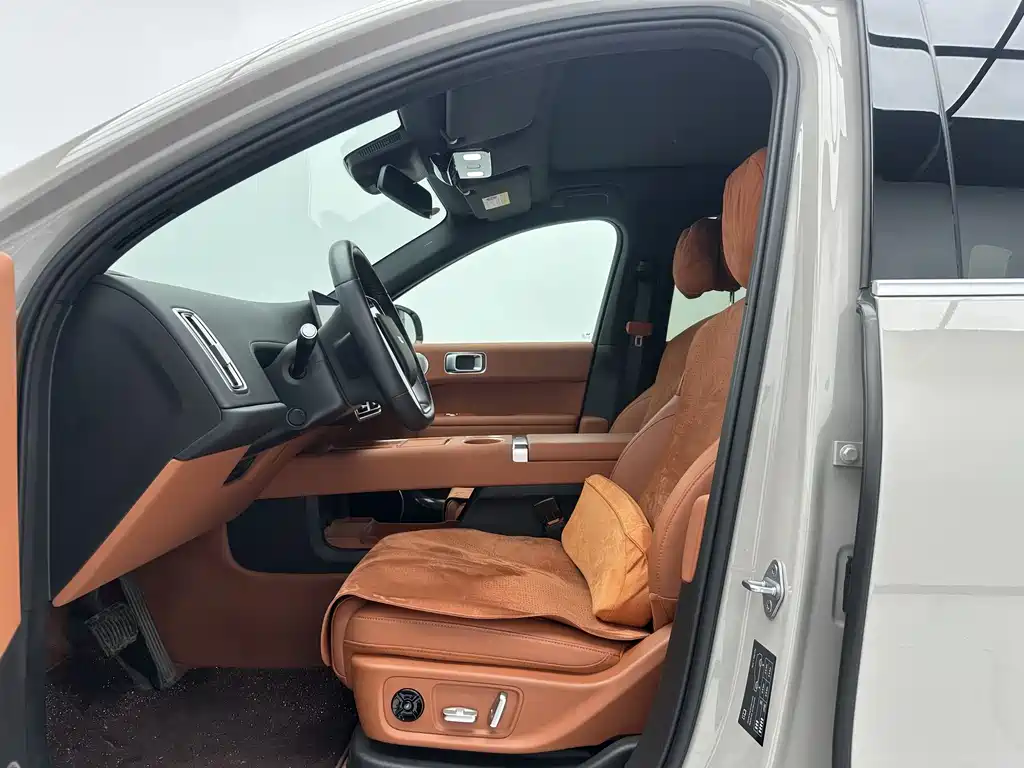Ideal L6 2025 Max Smart Renewal Edition