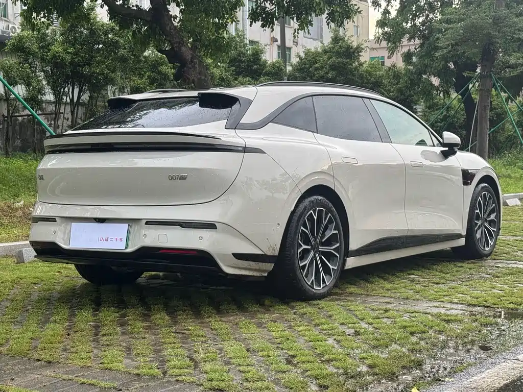Jizhe 007 GT 2025 Edition Four-wheel Drive Intelligent Driving Version 75kWh