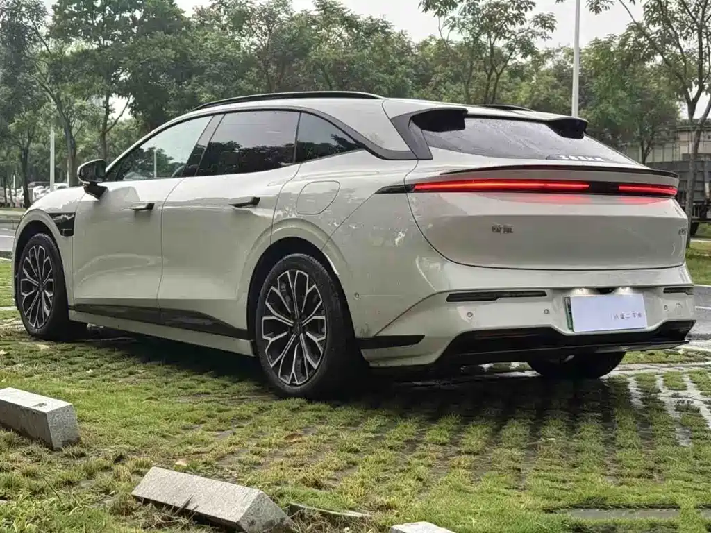 Jizhe 007 GT 2025 Edition Four-wheel Drive Intelligent Driving Version 75kWh