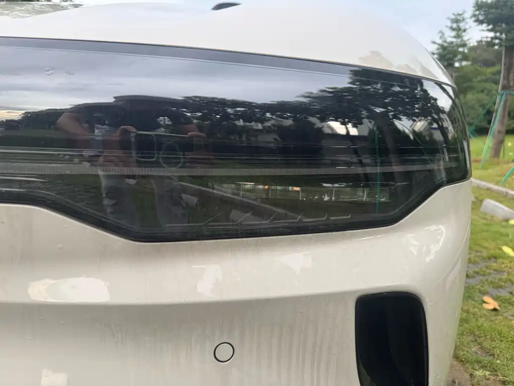 Jizhe 007 GT 2025 Edition Four-wheel Drive Intelligent Driving Version 75kWh