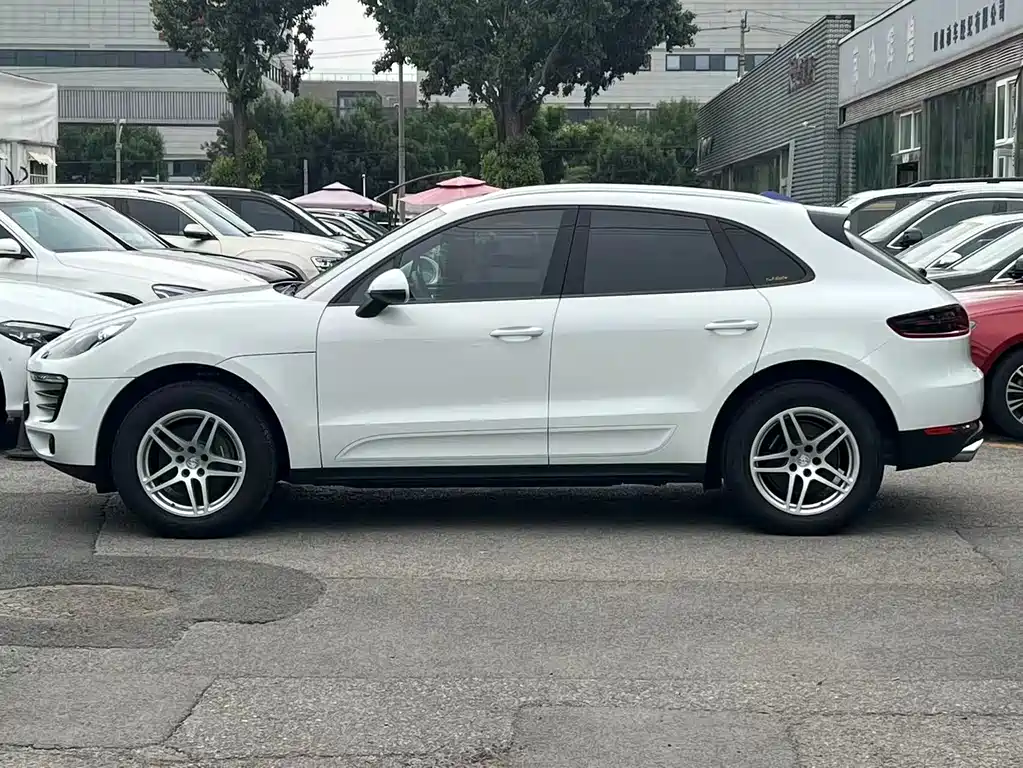 Macan 2.0T 2017