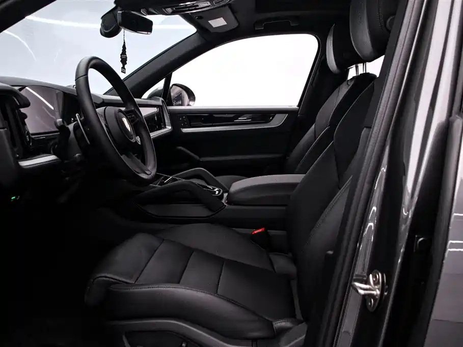 Cayenne 2024 Model Cayenne 3.0T
