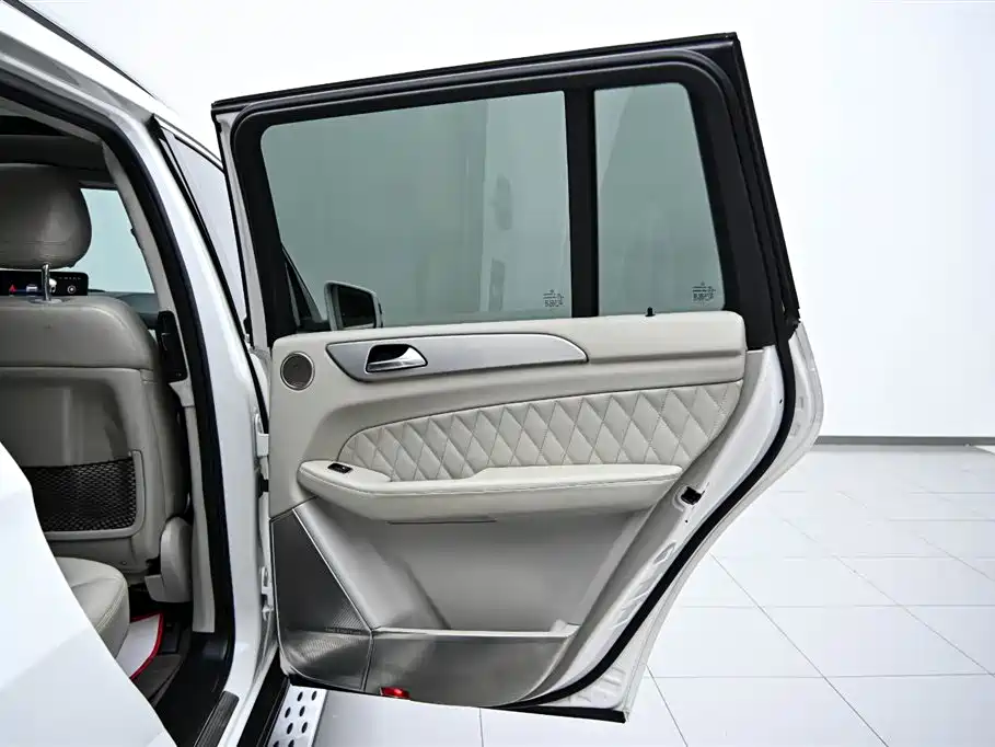 Mercedes GL Class 2014 GL 400 4MATIC Dynamic Edition