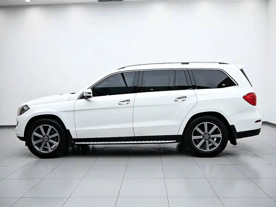 Mercedes GL Class 2014 GL 400 4MATIC Dynamic Edition