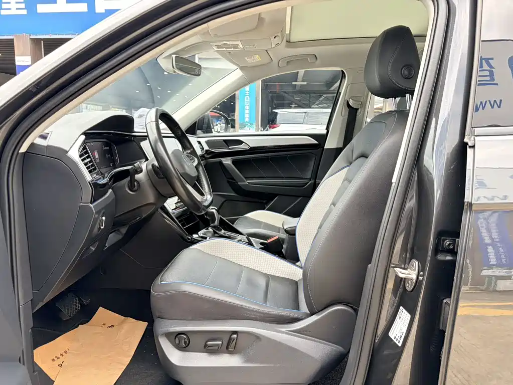 Tayron PHEV 2020 Edition 1.4T Prestige Model