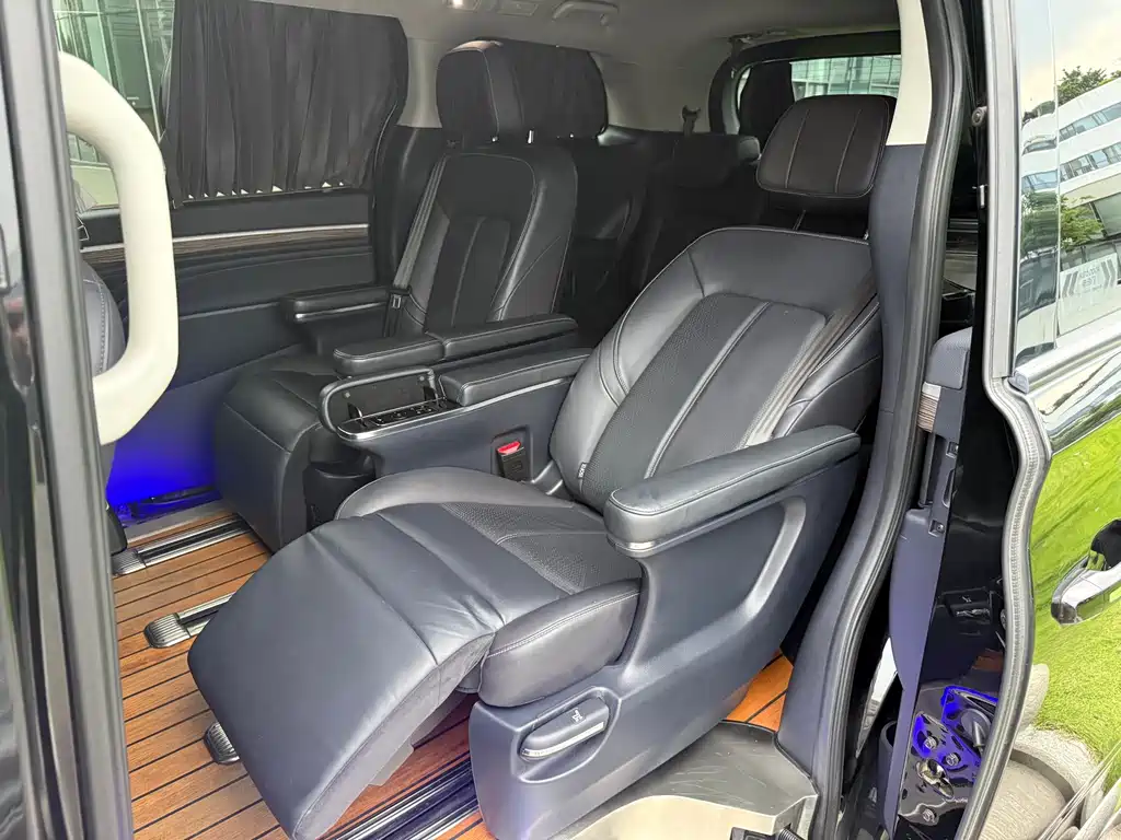Chery M8 2021款 Lingxiu Series 390T ZunGui Version