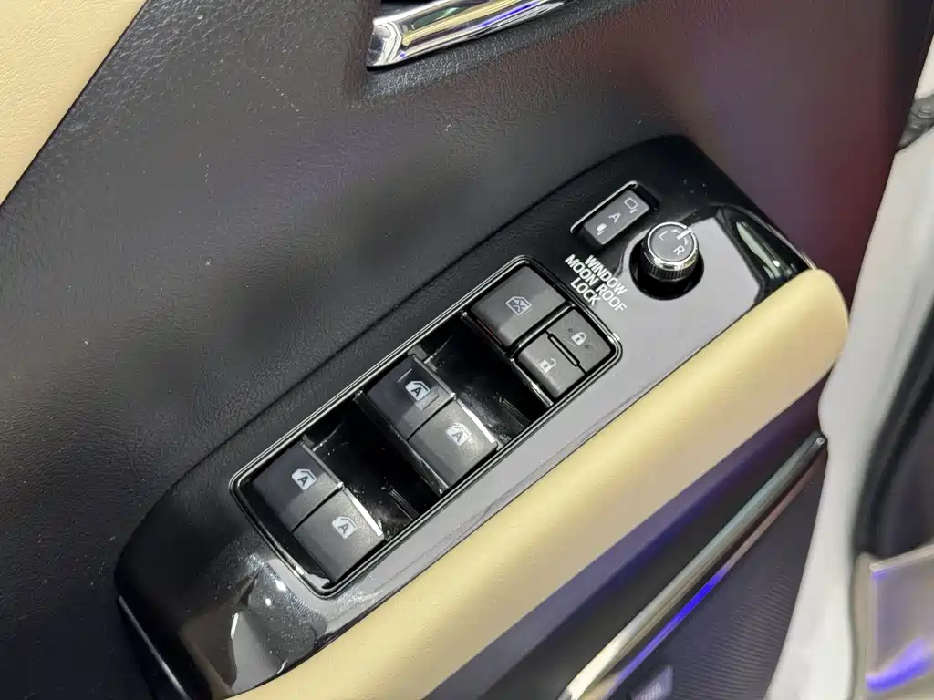 Alphard 2020款 Hybrid 2.5L Prestige Edition