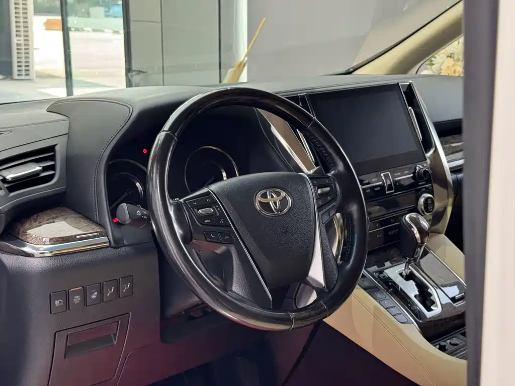 Alphard 2020款 Hybrid 2.5L Prestige Edition