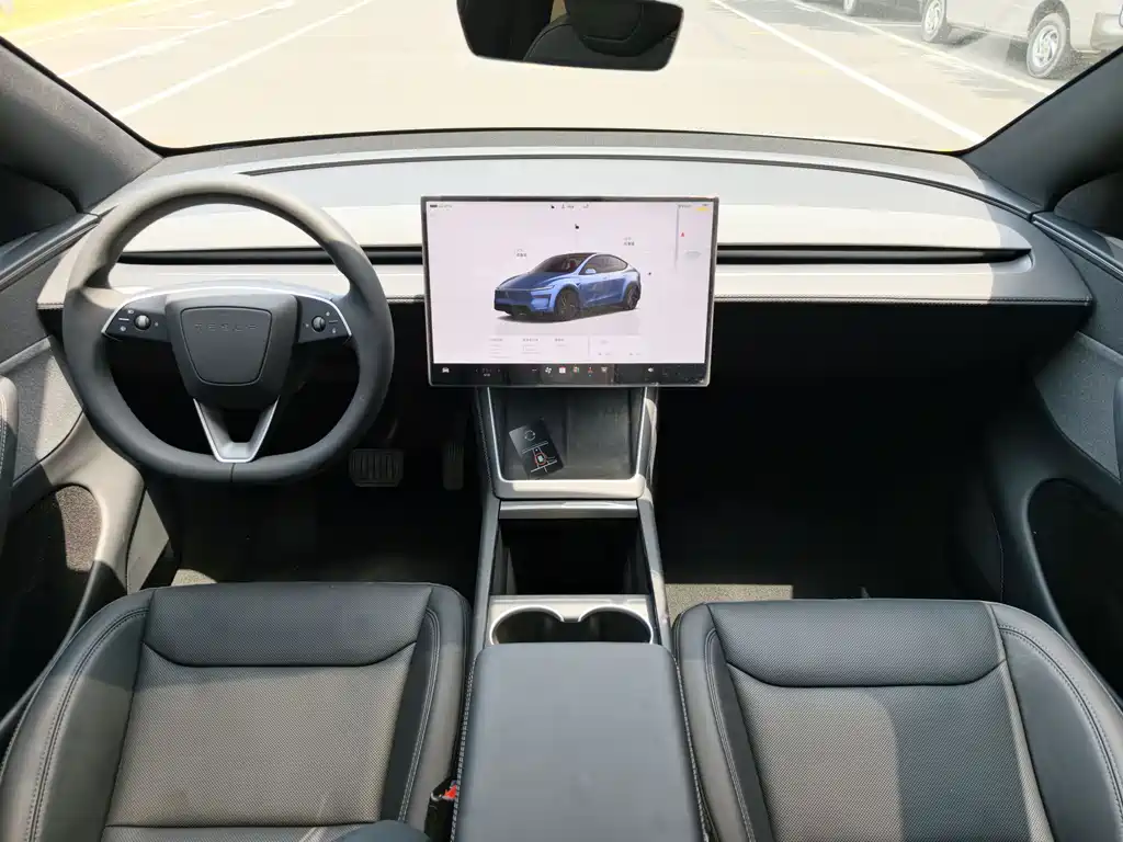 Model Y 2025 Rear-Wheel Drive Edition