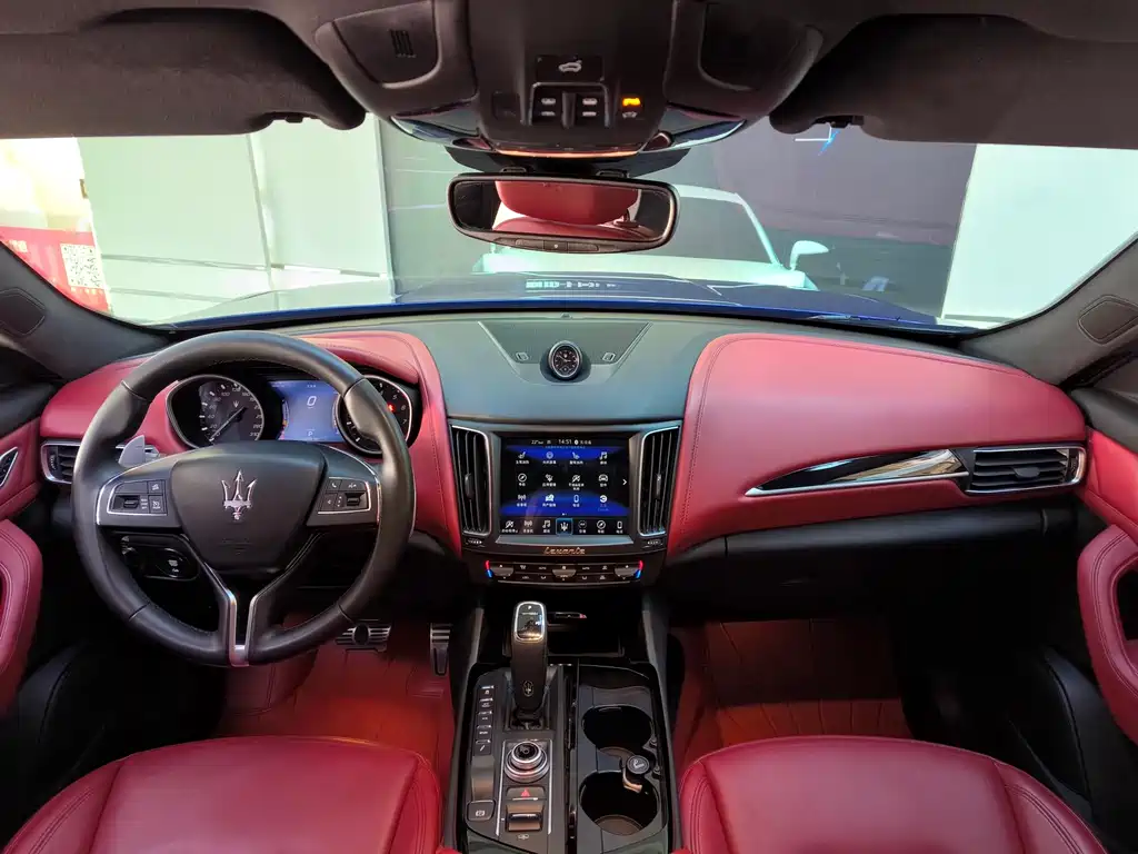 Levante 2019 3.0T Standard Edition Euro VI