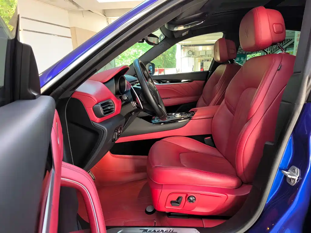 Levante 2019 3.0T Standard Edition Euro VI