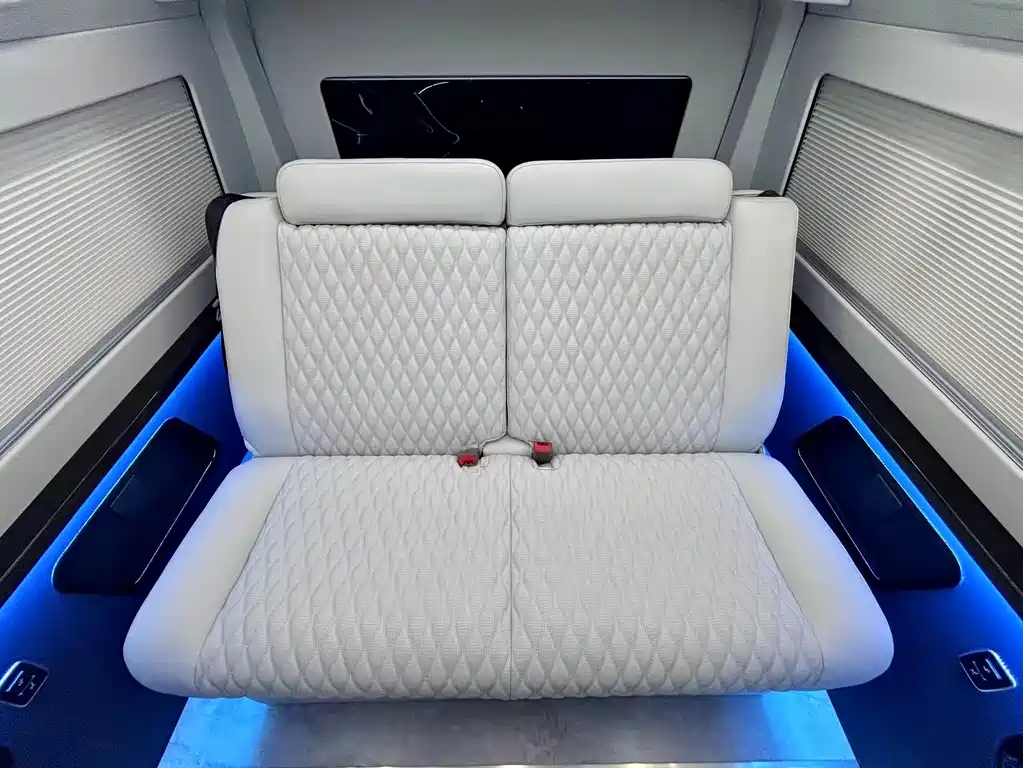 HIACE 2021 3.5L Automatic