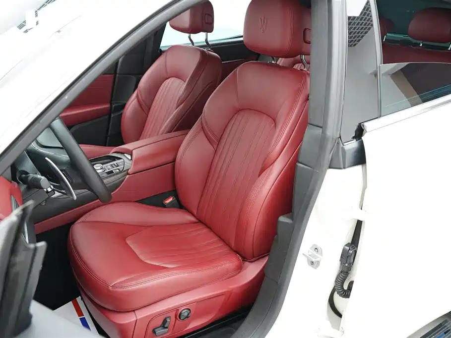 Levante 2018 3.0T Standard Edition