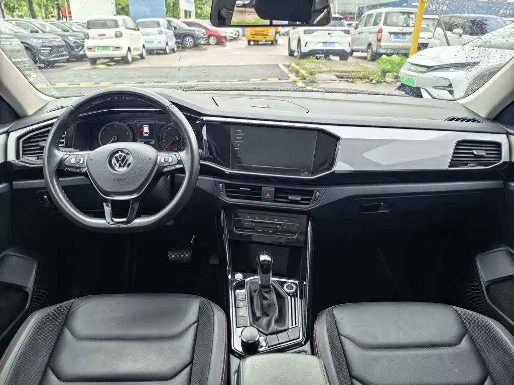 Tayron 2020 330TSI Two-Wheel Drive Luxury Smart Connect Edition