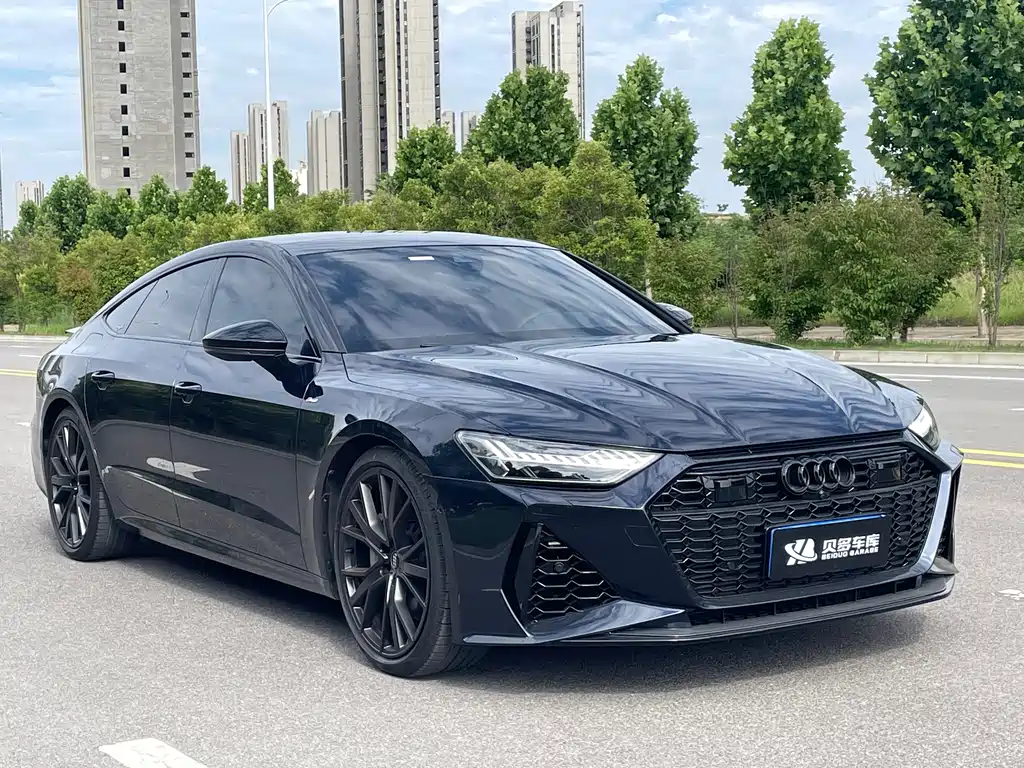 Audi A7 2023 55 TFSI quattro Premium trim