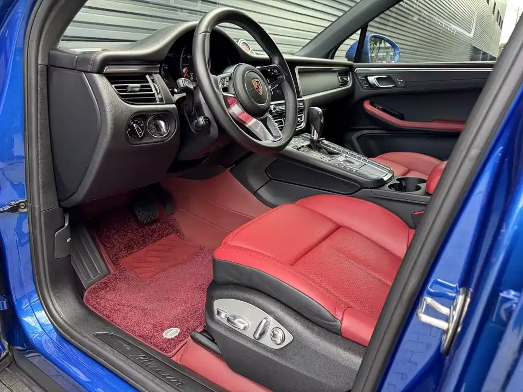 Macan 2020 2.0T
