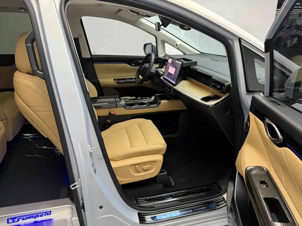 Chery E8 PHEV 2024 Model 150km MAX+