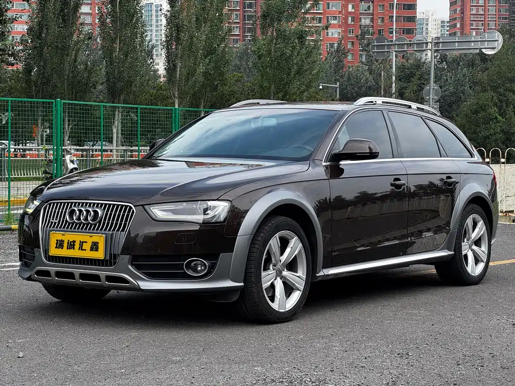 Audi A4 Import 2014 40 TFSI allroad quattro plus edition