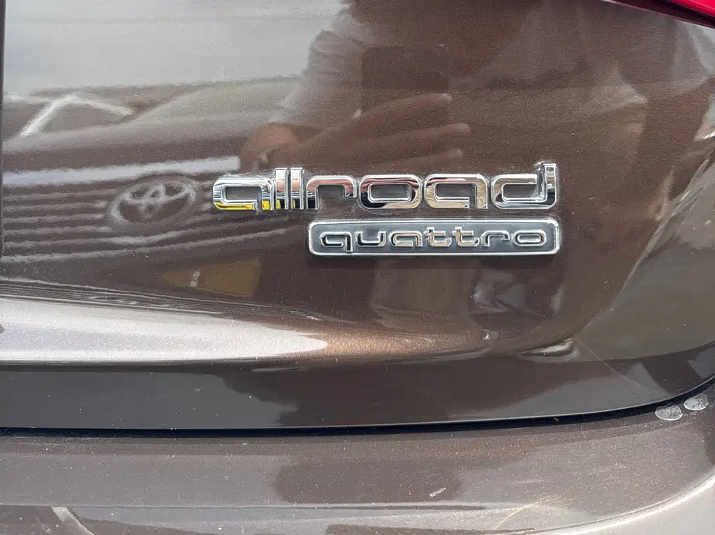 Audi A4 Import 2014 40 TFSI allroad quattro plus edition