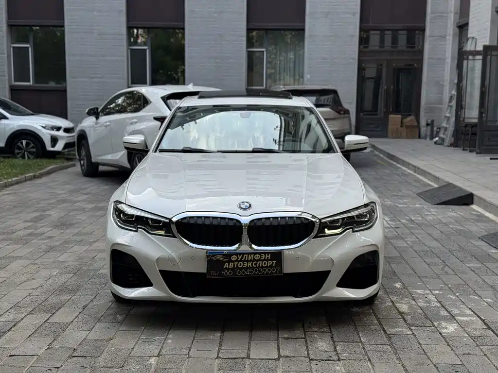 BMW 3 Series 2022 320i Sport Line
