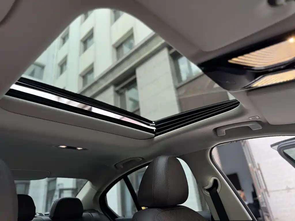 BMW 3 Series 2022 320i Sport Line