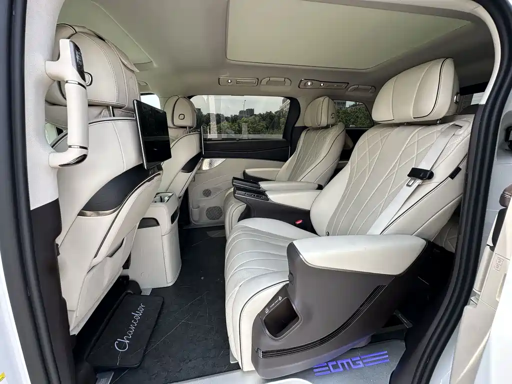 Tengri D9 2024 Model DM-i 980 All-Wheel Drive Prestige Edition