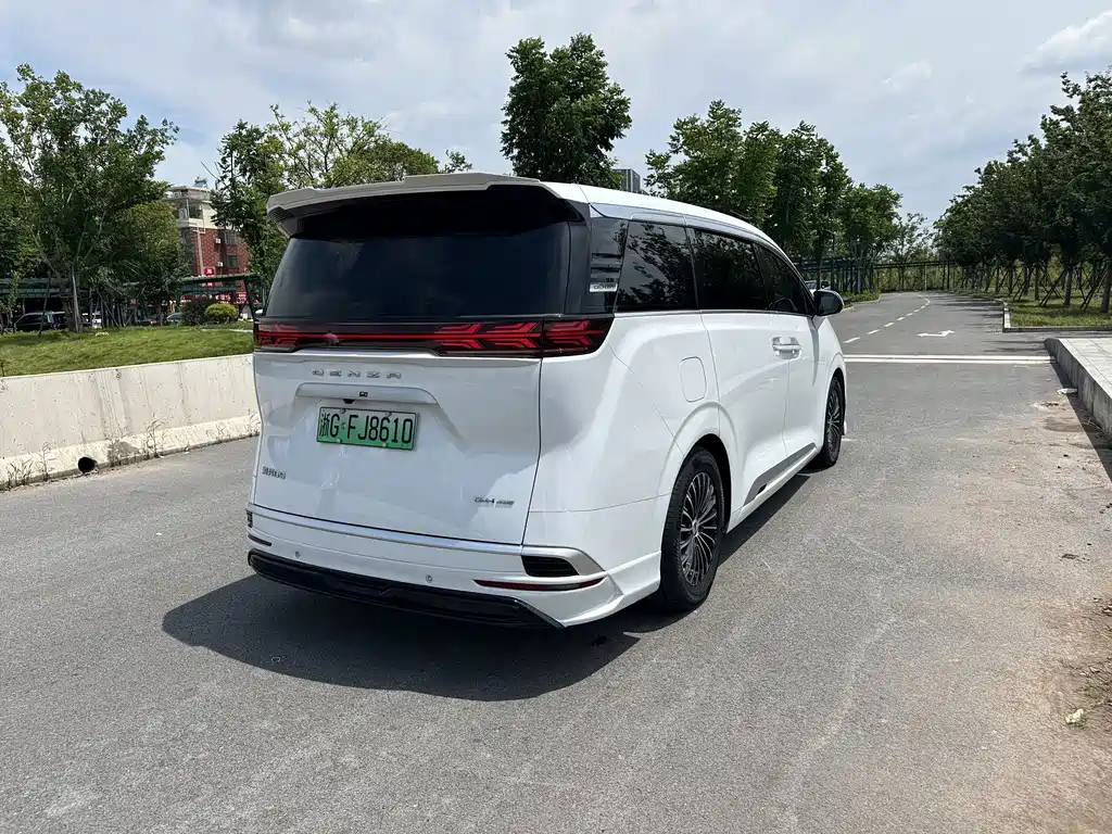 Tengri D9 2024 Model DM-i 980 All-Wheel Drive Prestige Edition
