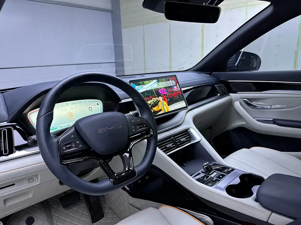 Song PLUS New Energy 2024 Model Honor Edition DM-i 71km Luxury Type