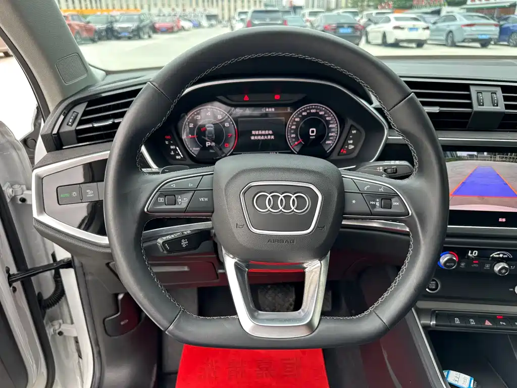 Audi Q3 2022 35 TFSI Sporty Dynamic Edition