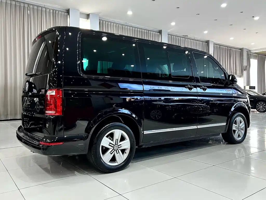 Mighty 2016 2.0TSI 4x4 Premium Edition 6-seater