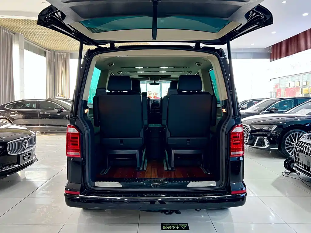 Mighty 2016 2.0TSI 4x4 Premium Edition 6-seater
