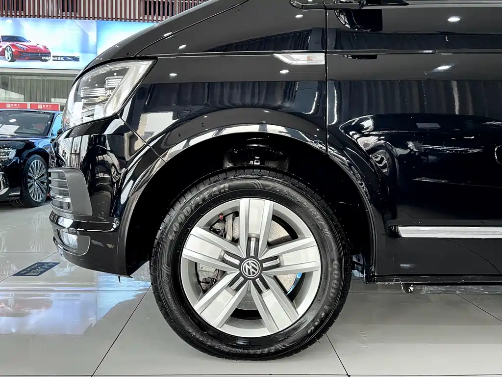 Mighty 2016 2.0TSI 4x4 Premium Edition 6-seater