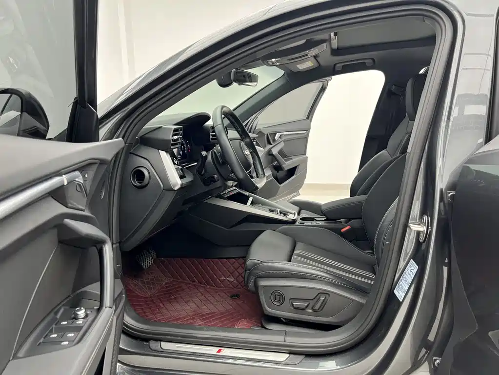 Audi A3 2023 Facelift A3L Limousine 35 TFSI Sporty Style