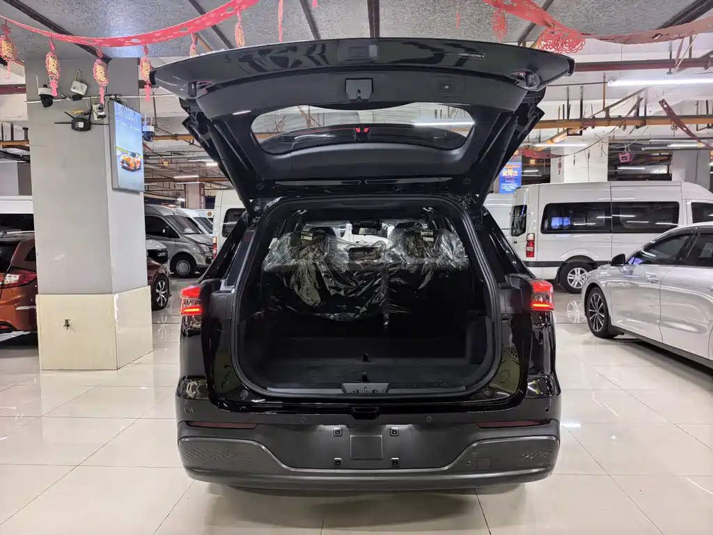 Fengyun T8 2025 Edition 1.5T 130km Zunxiang Version 5-seater