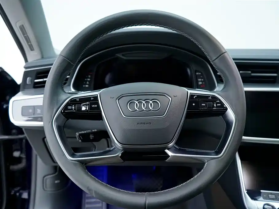 Audi A7L 2024 45TFSI quattro S-line Jianyuan Type Flow Crystal Package