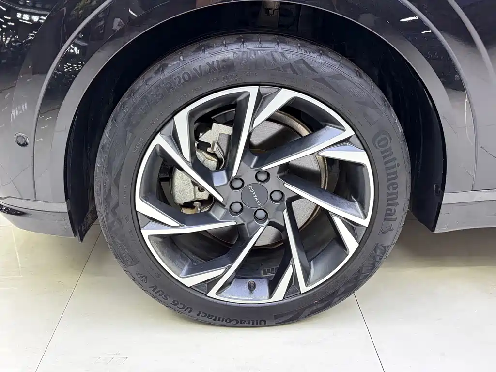 Lynk & Co 09 2021 2.0T Halo 6-seat